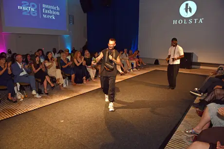 Joelle Jacobs x Holsta