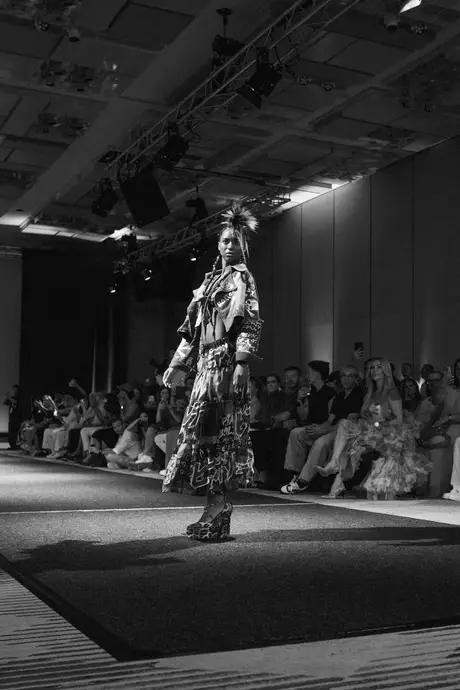 Foto von @justlensingaround, Munich Fashion Week 2026