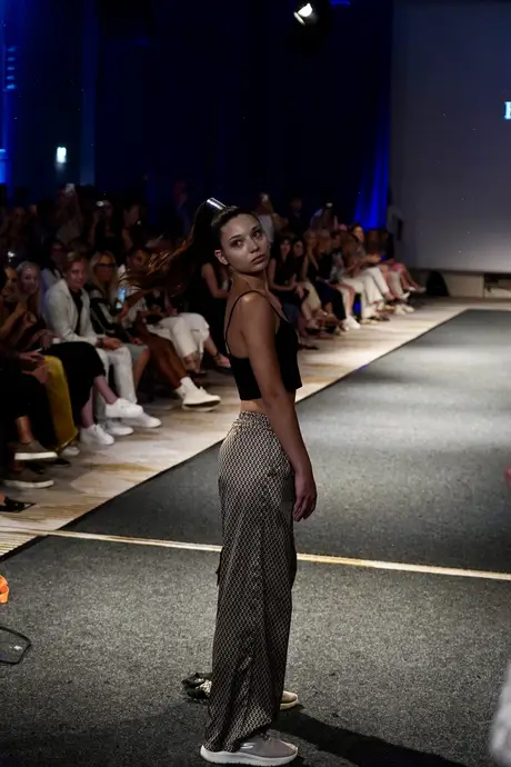 Joelle Jacobs x Holsta