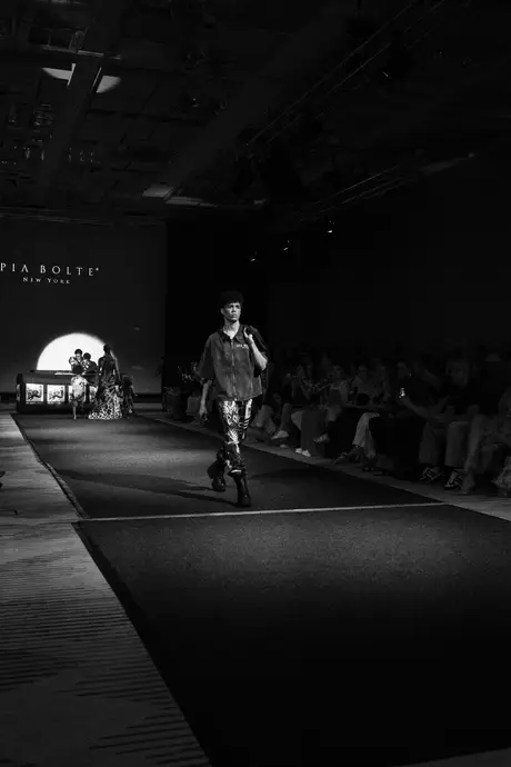 Foto von @justlensingaround, Munich Fashion Week 2026